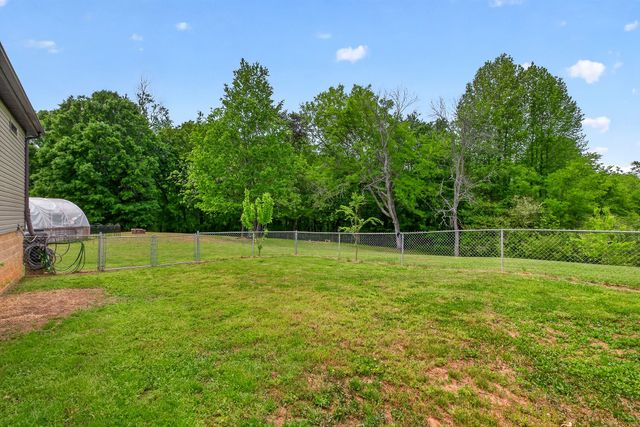 160 Apple Blossom ln, Rock Island, TN 38581