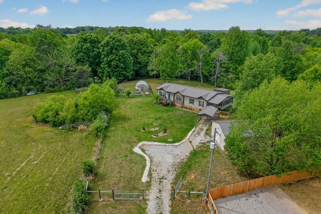 160 Apple Blossom ln, Rock Island, TN 38581
