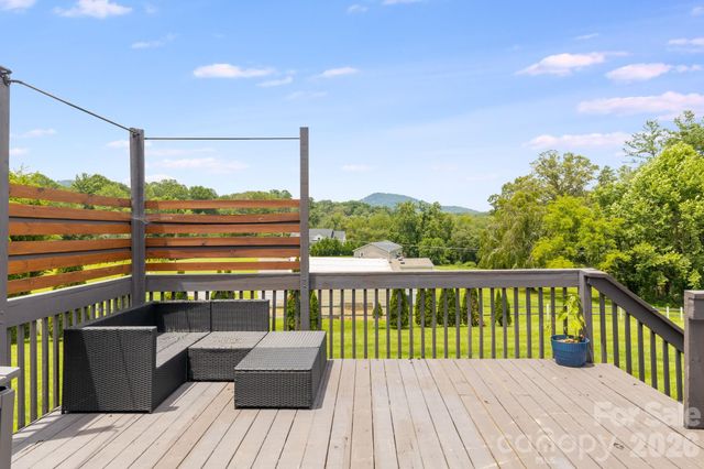 21 Old Pinner Place, Arden, NC 28704