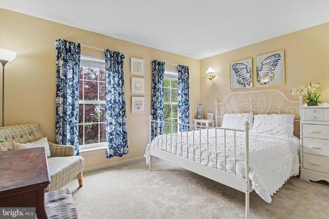 2092 TRIPLE GREEN CT, Hampstead, MD 21074
