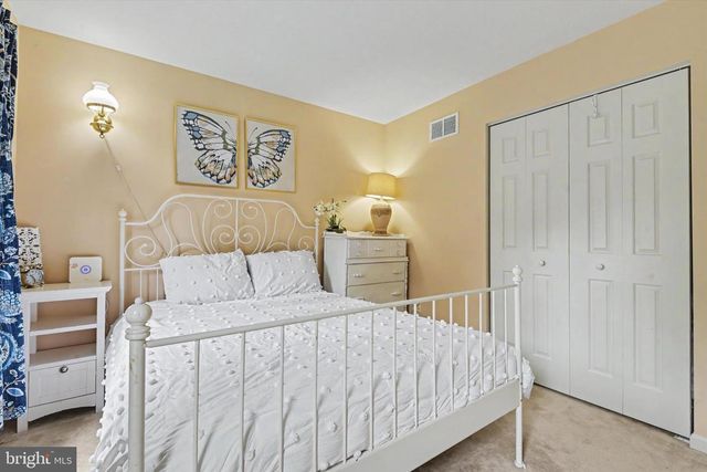 2092 TRIPLE GREEN CT, Hampstead, MD 21074