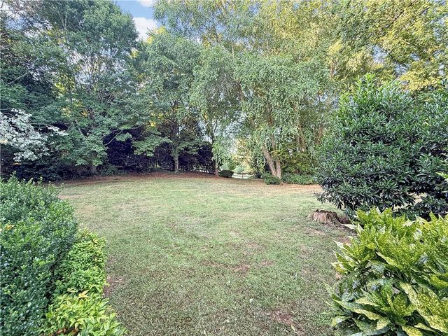5885 Sarah Orr Lane, Cumming, GA 30040