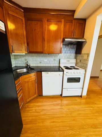 143-36 37th Avenue 2B, Flushing, NY 11354