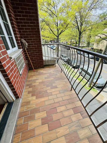 143-36 37th Avenue 2B, Flushing, NY 11354