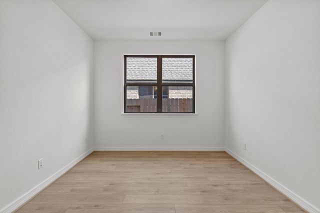 14810 Mission Avenue, Mont Belvieu, TX 77523