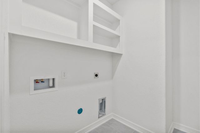 14810 Mission Avenue, Mont Belvieu, TX 77523