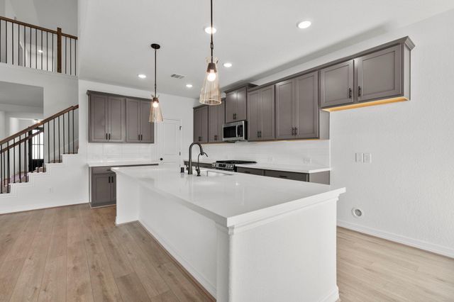 14810 Mission Avenue, Mont Belvieu, TX 77523