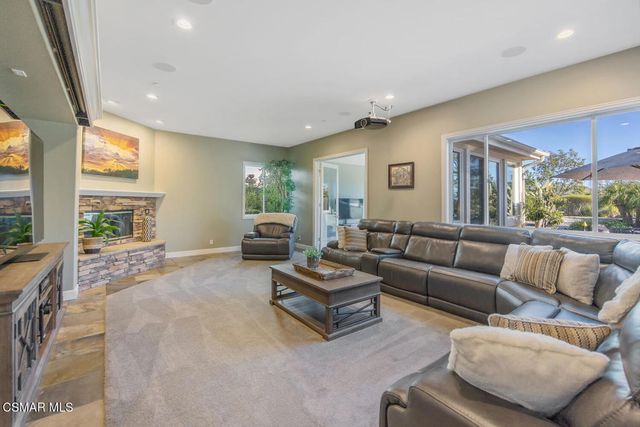 7012 Hogan Street, Moorpark, CA 93021