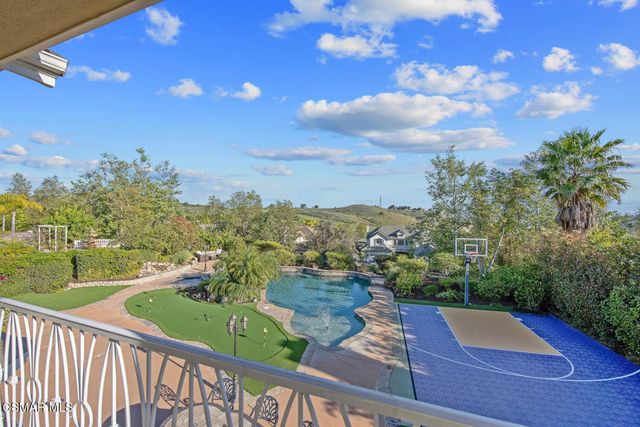 7012 Hogan Street, Moorpark, CA 93021