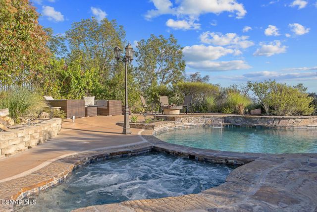 7012 Hogan Street, Moorpark, CA 93021