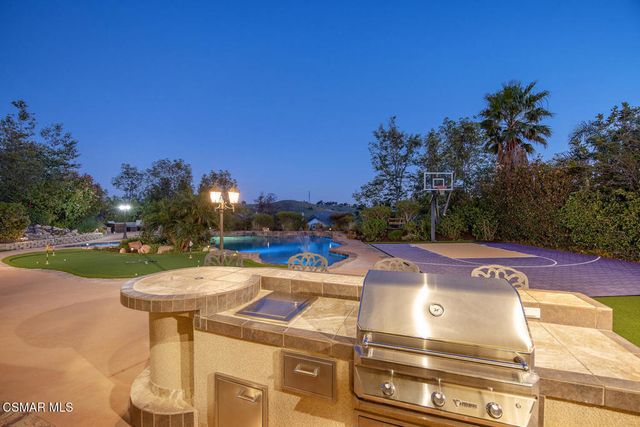 7012 Hogan Street, Moorpark, CA 93021