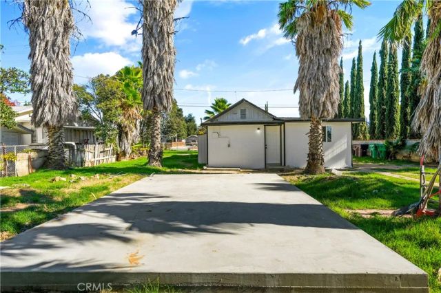 1049 Beaumont, Beaumont, CA 92223