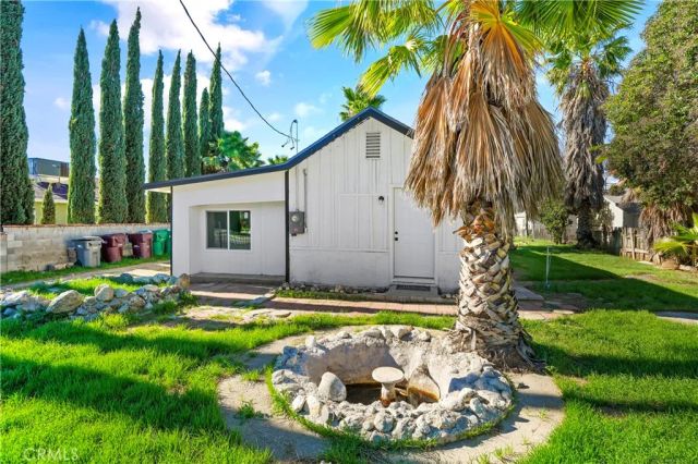 1049 Beaumont, Beaumont, CA 92223