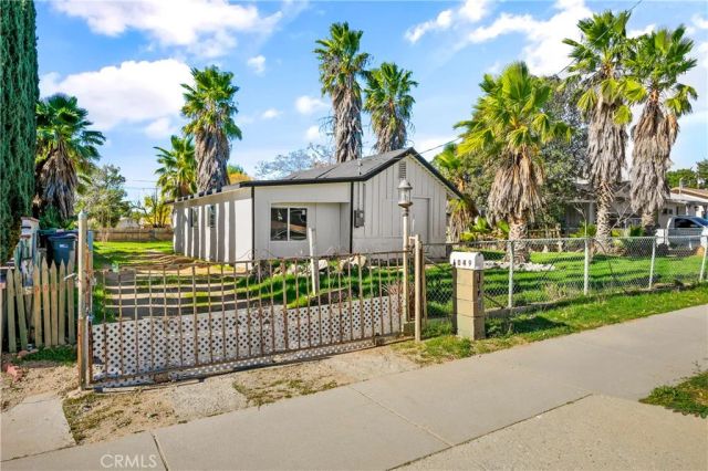 1049 Beaumont, Beaumont, CA 92223
