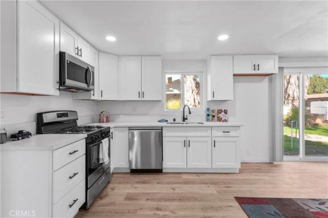 1049 Beaumont, Beaumont, CA 92223