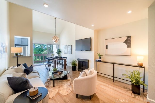 9309 Summertime Lane, Culver City, CA 90230