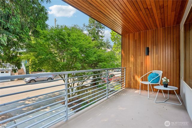 1018 NE 103rd Street, Seattle, WA 98125