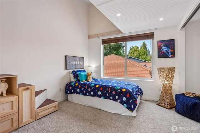 1018 NE 103rd Street, Seattle, WA 98125