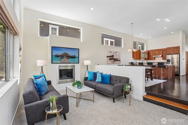 1018 NE 103rd Street, Seattle, WA 98125