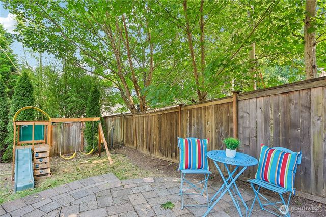 1018 NE 103rd Street, Seattle, WA 98125