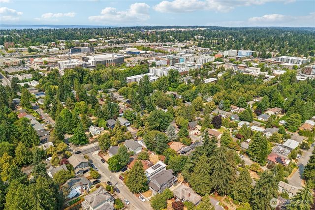 1018 NE 103rd Street, Seattle, WA 98125