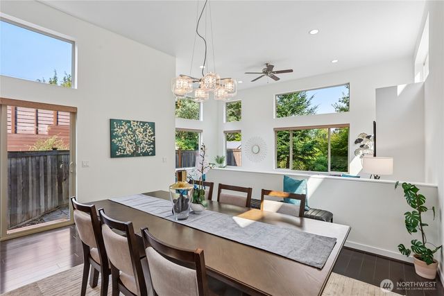 1018 NE 103rd Street, Seattle, WA 98125