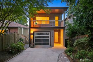 1018 NE 103rd Street, Seattle, WA 98125
