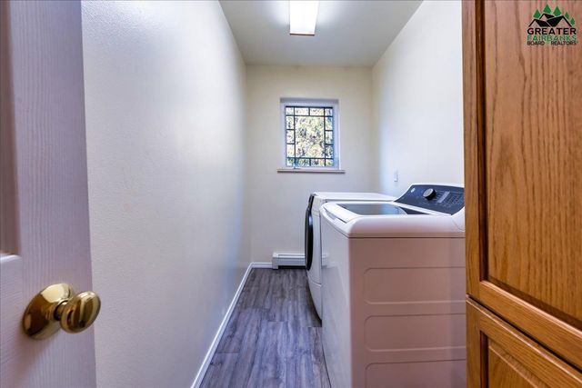 1211 VASI WAY, North Pole, AK 99705