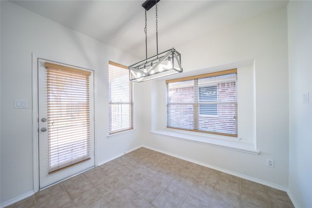 9601 Links Fairway Drive, Rowlett, TX 75089