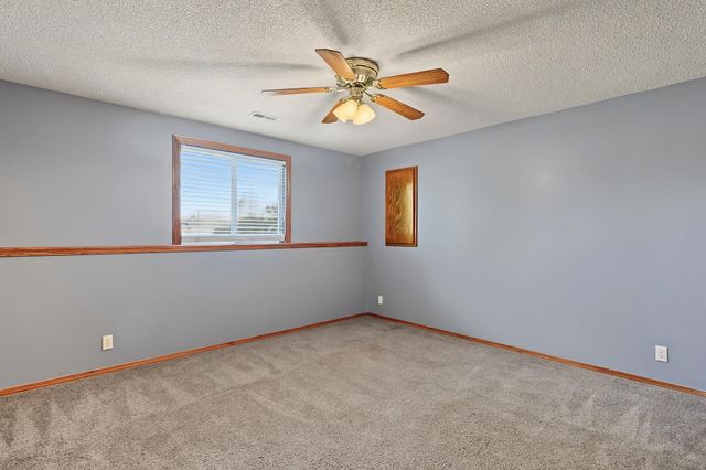10018 W Greenspoint St, Wichita, KS 67205