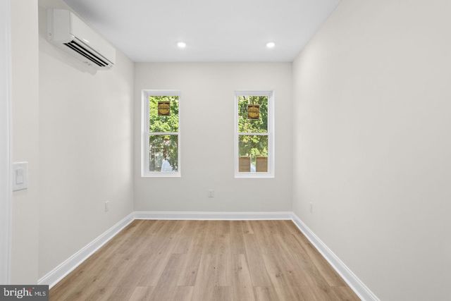 2116 N FRANKLIN ST, Philadelphia, PA 19122
