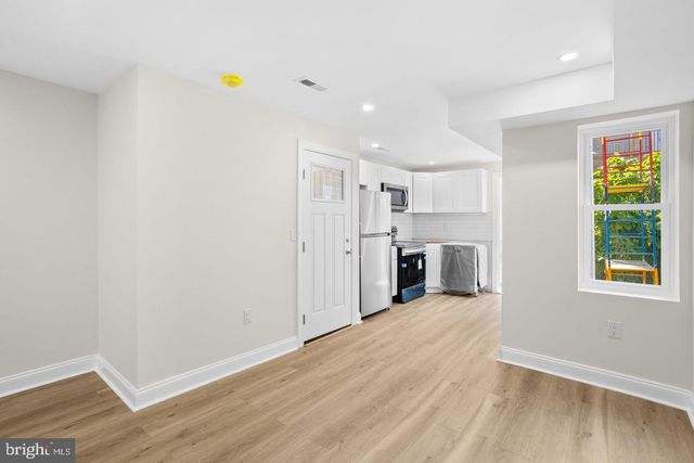 2116 N FRANKLIN ST, Philadelphia, PA 19122