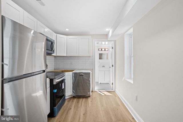 2116 N FRANKLIN ST, Philadelphia, PA 19122