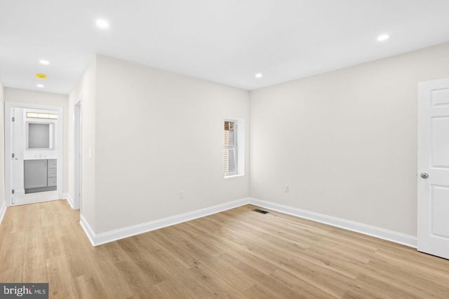 2116 N FRANKLIN ST, Philadelphia, PA 19122