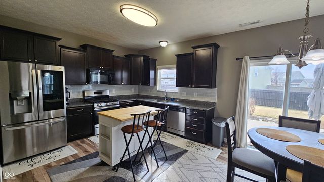 921 Adena Lane, Westfield, IN 46074