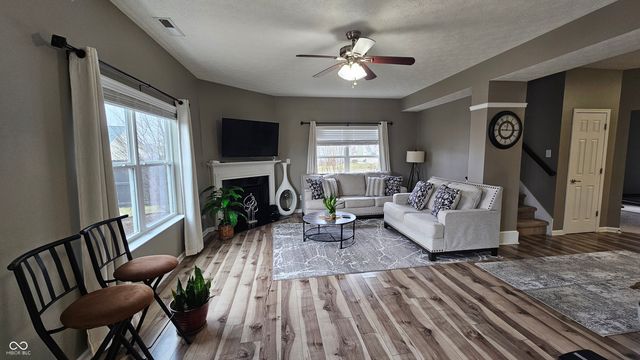 921 Adena Lane, Westfield, IN 46074