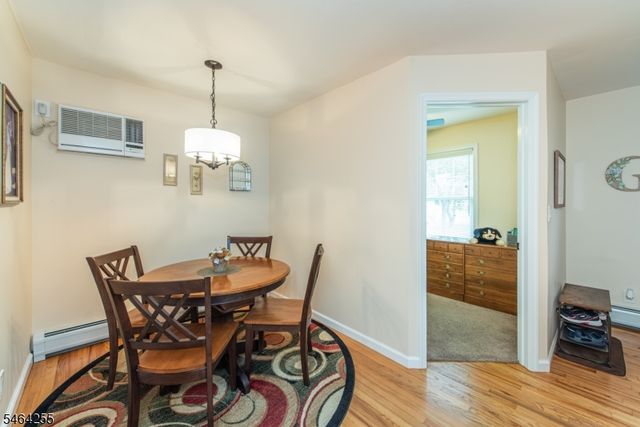 109 Chesapeake Ave, Parsippany-troy Hills Twp., NJ 07034