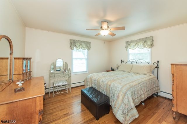 109 Chesapeake Ave, Parsippany-troy Hills Twp., NJ 07034