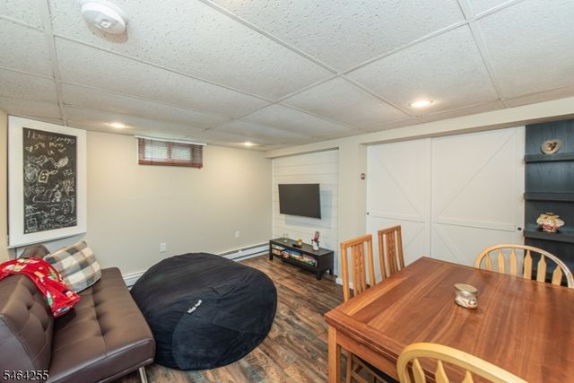 109 Chesapeake Ave, Parsippany-troy Hills Twp., NJ 07034