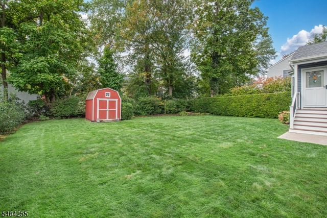 109 Chesapeake Ave, Parsippany-troy Hills Twp., NJ 07034
