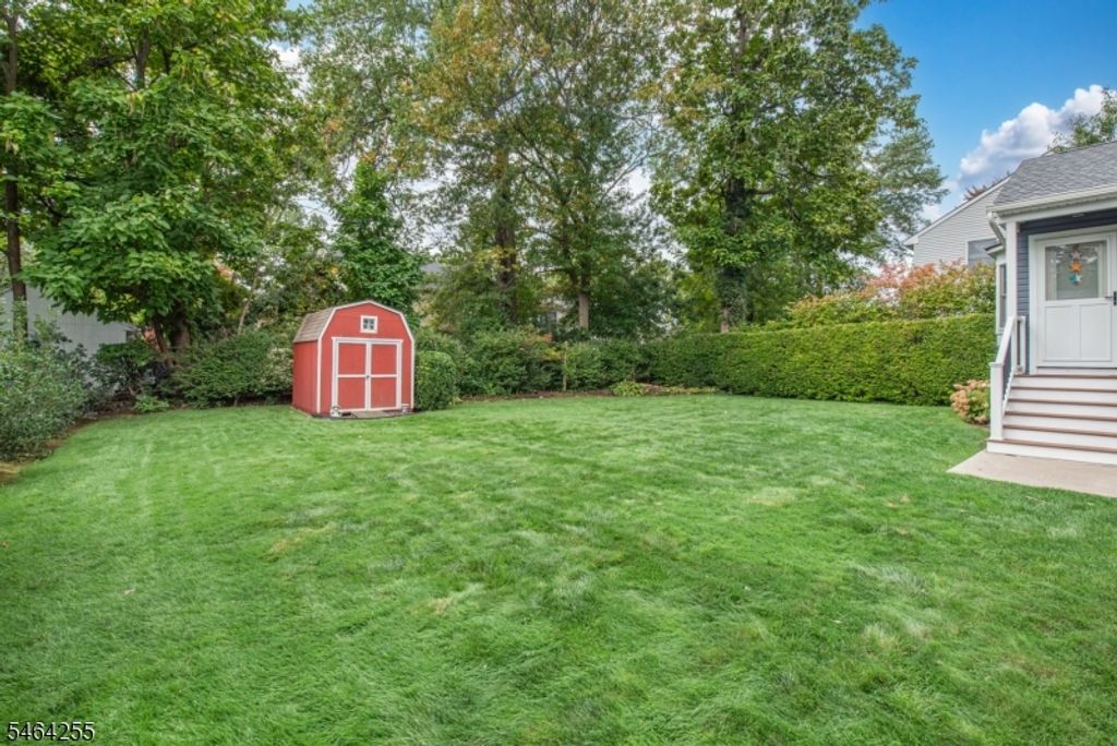 109 Chesapeake Ave, Parsippany-troy Hills Twp., NJ 07034 — photo 5