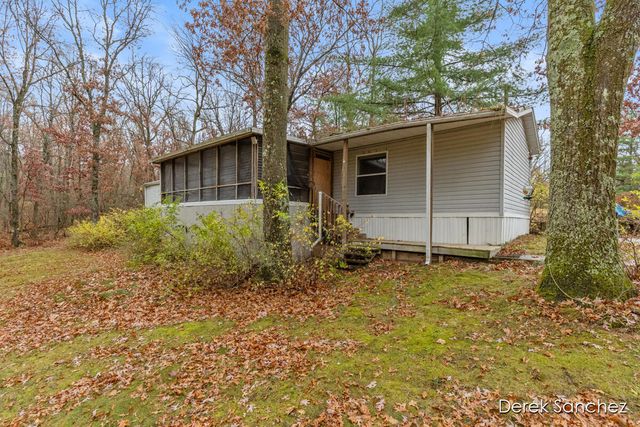 1872 E Shane Drive, Bitely, MI 49309