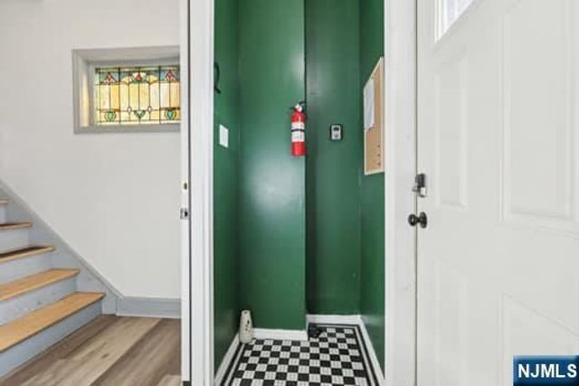 7 Laird Place, Cliffside Park, NJ 07010