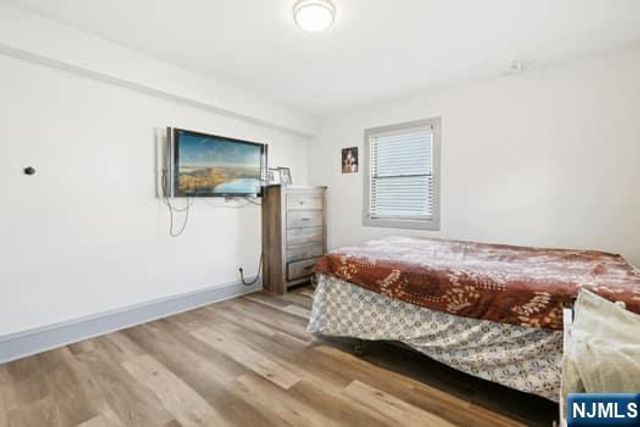 7 Laird Place, Cliffside Park, NJ 07010