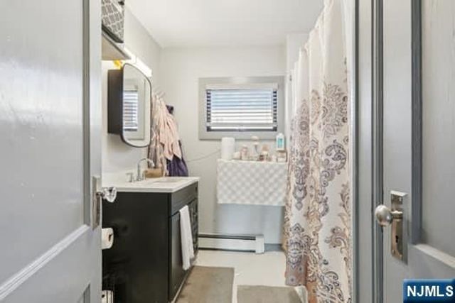 7 Laird Place, Cliffside Park, NJ 07010