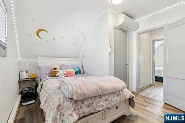 7 Laird Place, Cliffside Park, NJ 07010