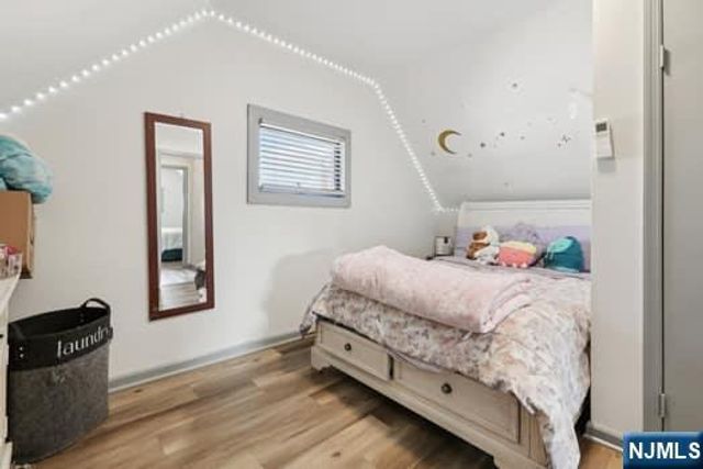 7 Laird Place, Cliffside Park, NJ 07010