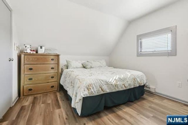 7 Laird Place, Cliffside Park, NJ 07010