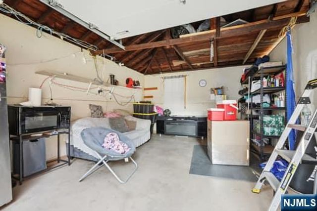 7 Laird Place, Cliffside Park, NJ 07010