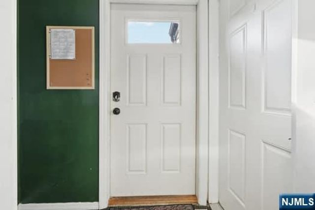 7 Laird Place, Cliffside Park, NJ 07010